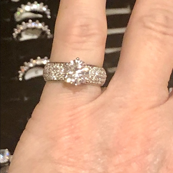 🍃💐3ct 5A Hearts & Arrows Cz on pave 925 sz7💐🍃 - Picture 15 of 16